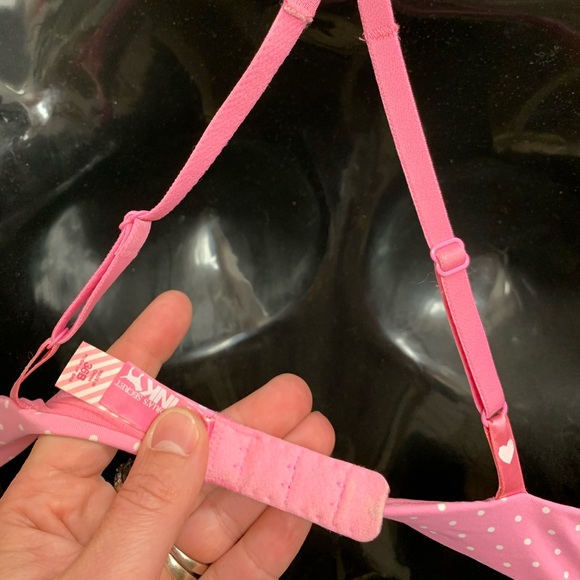 Victoria’s Secret Pink bra - Picture 3 of 3
